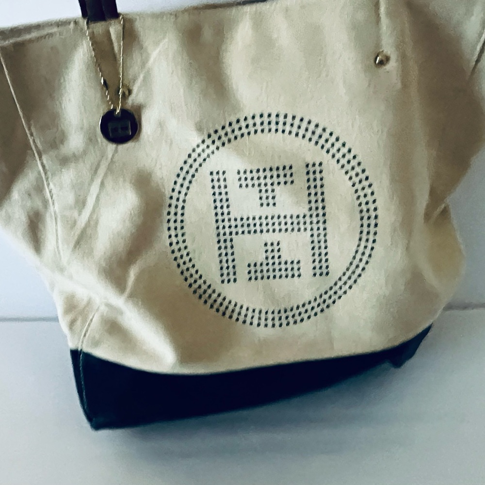 Tommy Hilfiger Canvas & Vinyl Tote Bag Travel Bag Tommy Hilfiger Bag gold charm - Picture 7 of 16